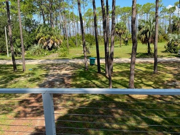 916 E Pine Ave, Saint George Island, FL 32328