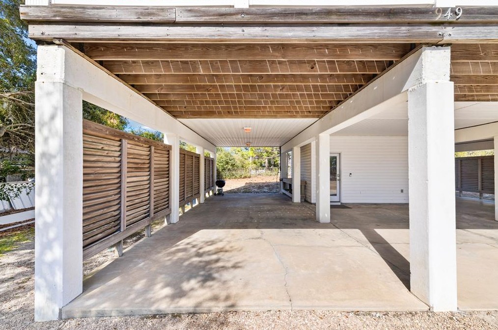 949 Gulf Beach Dr, Saint George Island FL  32328-3002 exterior