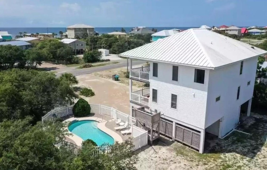 949 Gulf Beach Dr, Saint George Island FL  32328-3002 exterior