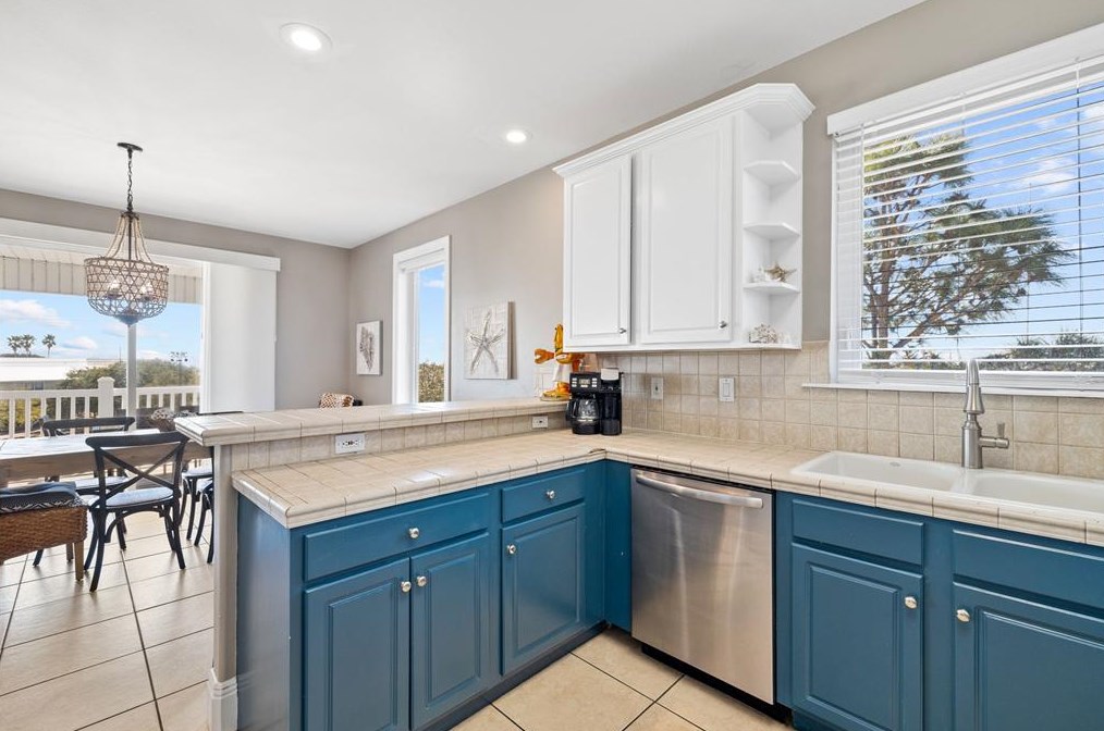 949 Gulf Beach Dr, Saint George Island FL  32328-3002 exterior