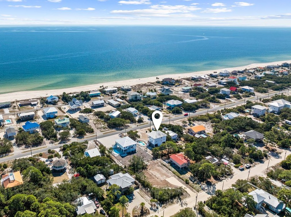 949 Gulf Beach Dr, Saint George Island FL  32328-3002 exterior