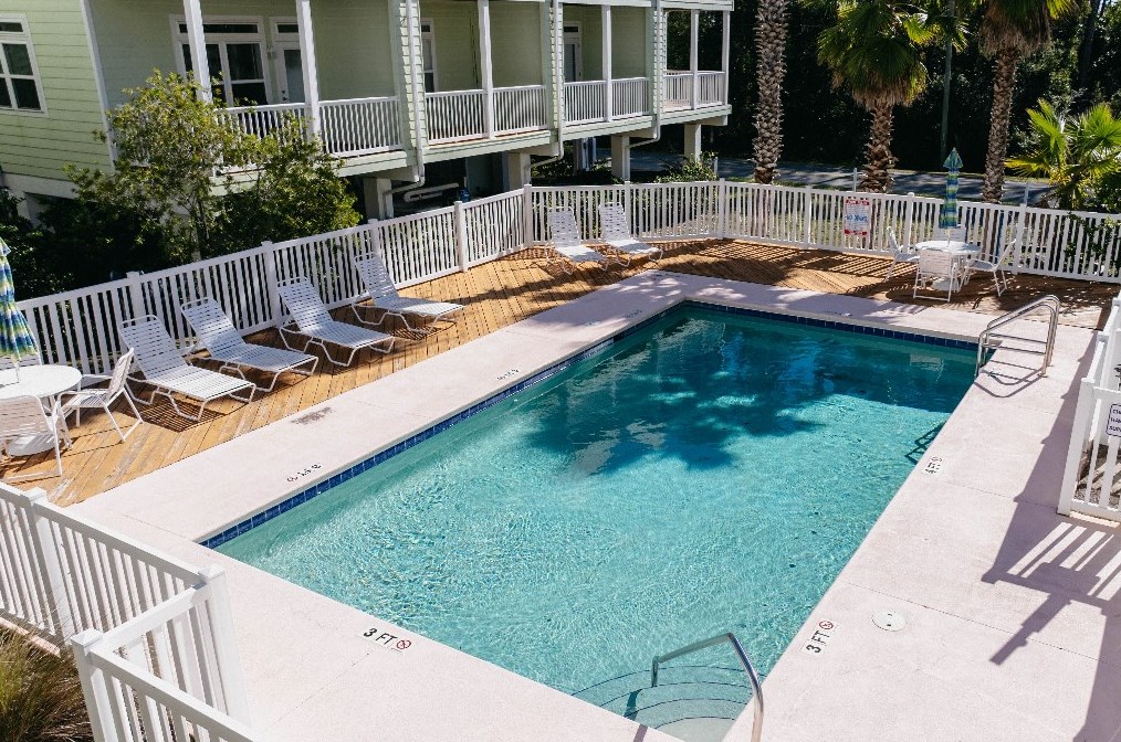 709 3rd St, Carrabelle, FL 32322-7035