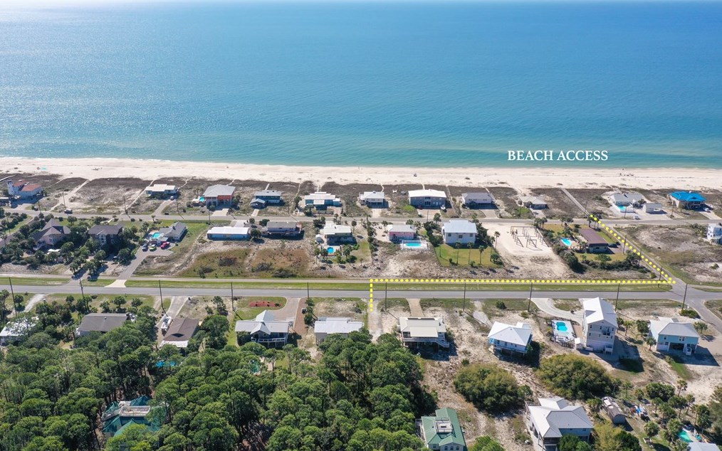 533 Gulf Bch Dr, Saint George Island FL  32328-2904 exterior
