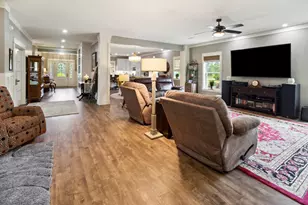 290 Rudy's Blaze, Wewahitchka, FL 32465 - Photo 14