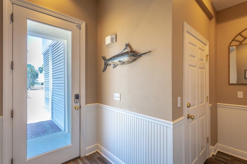 1846 Sunset Dr, Saint George Island FL  32328-3120 exterior