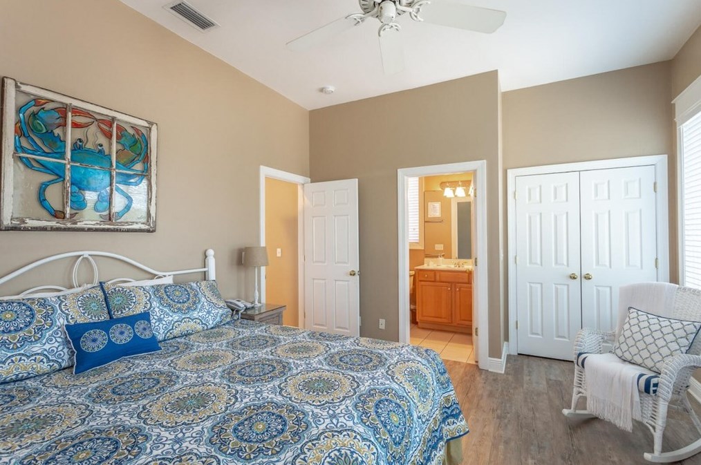 1846 Sunset Dr, Saint George Island FL  32328-3120 exterior