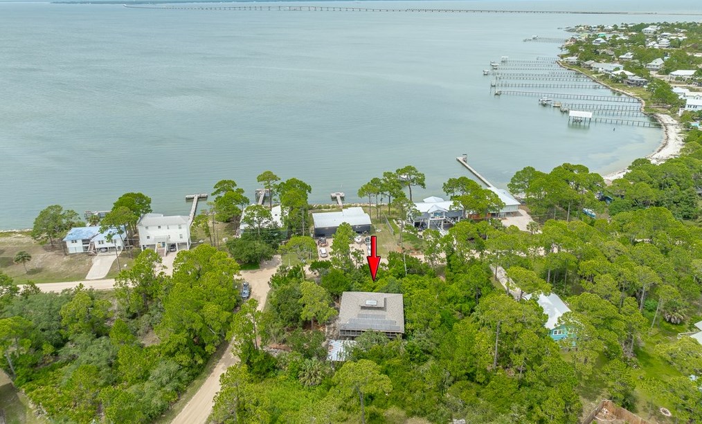 316 Cook St, Saint George Island, FL 32328