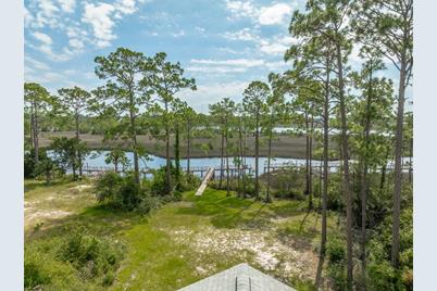513 Shelly's Loop Rd, Carrabelle, FL 32322 - Photo 1