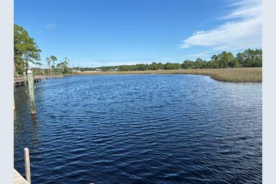 513 Shelly's Loop Rd, Carrabelle, FL 32322 - Photo 6