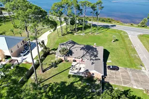 2101 Constitution Dr, Port Saint Joe, FL 32456 - Photo 10