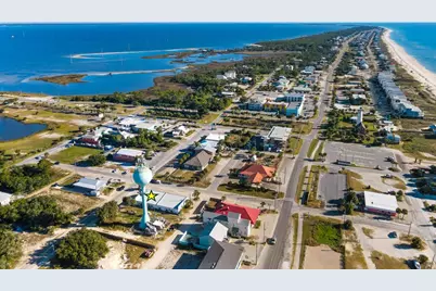 140 W 1st St, Saint George Island, FL 32328 - Photo 34