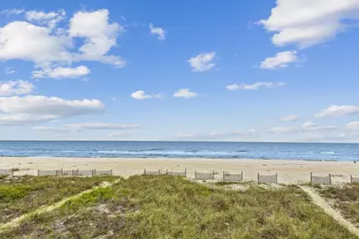 864 W Gorrie Dr, Saint George Island, FL 32328 - Photo 2