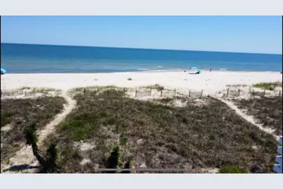 864 W Gorrie Dr, Saint George Island, FL 32328 - Photo 16