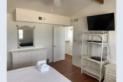 864 W Gorrie Dr, Saint George Island, FL 32328 - Photo 32