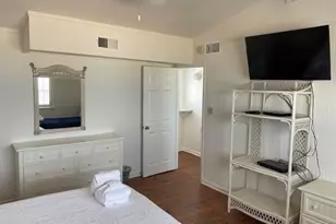 864 W Gorrie Dr, Saint George Island, FL 32328 - Photo 32