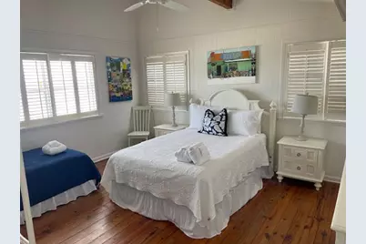 864 W Gorrie Dr, Saint George Island, FL 32328 - Photo 30