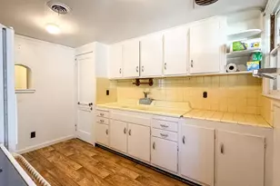 52 17th St, Apalachicola, FL 32320 - Photo 8