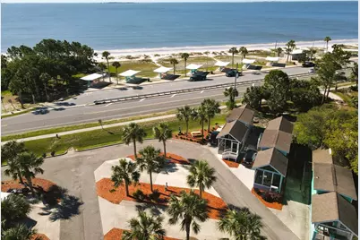 1843 Hwy 98 W #26, Carrabelle, FL 32322 - Photo 8