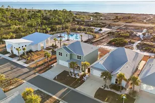 536 Sea Grv Wy, Port Saint Joe, FL 32456 - Photo 2