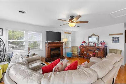 549 Gulf Beach Dr, Saint George Island, FL 32328 - Photo 6