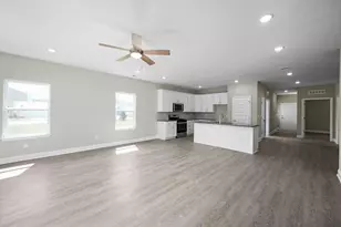 233 Mosaic Dr, Port Saint Joe, FL 32456 - Photo 12