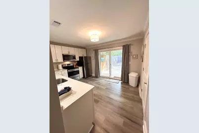 510 W 8th St #1,2,3,4, Carrabelle, FL 32322 - Photo 8