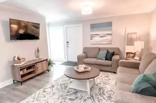 510 W 8th St, Carrabelle, FL 32322 - Photo 2