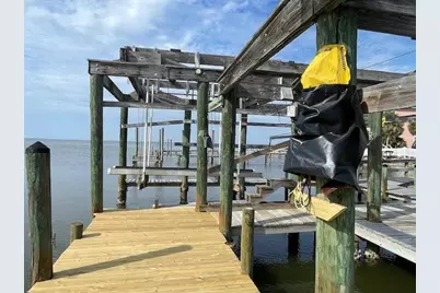 515 W Sawyer St, Saint George Island, FL 32328 - Photo 40