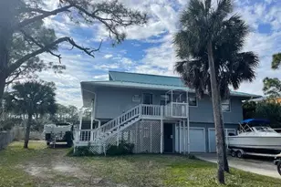 515 W Sawyer St, Saint George Island, FL 32328 - Photo 2