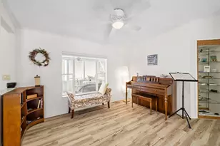 34 S Bay Shore Dr, Eastpoint, FL 32328 - Photo 36