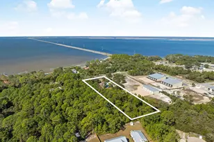 34 S Bay Shore Dr, Eastpoint, FL 32328 - Photo 4