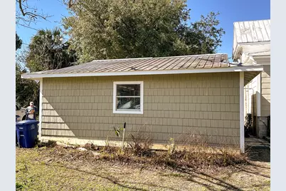 142 4th St, Apalachicola, FL 32320 - Photo 30