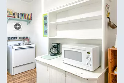 142 4th St, Apalachicola, FL 32320 - Photo 20