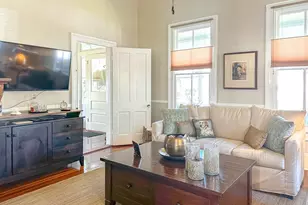 142 4th St, Apalachicola, FL 32320 - Photo 14