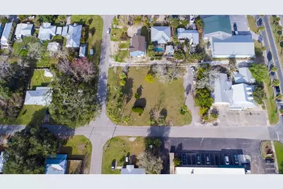 99 11th St, Apalachicola, FL 32320 - Photo 2