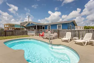 901 E Gorrie Dr, Saint George Island, FL 32328 - Photo 10