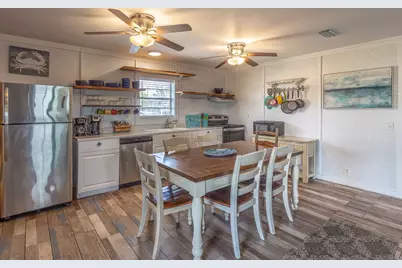 901 E Gorrie Dr, Saint George Island, FL 32328 - Photo 4