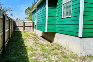 1727 Landing St, Carrabelle, FL 32322 - Photo 34