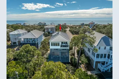 1639 Wayfarers Ct, Saint George Island, FL 32328 - Photo 4