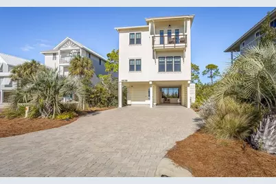 1639 Wayfarers Ct, Saint George Island, FL 32328 - Photo 1