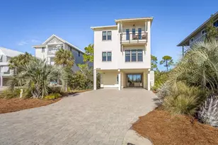 1639 Wayfarers Ct, Saint George Island, FL 32328 - Photo 1