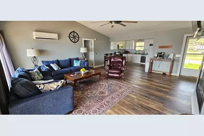 2248 Hwy 98 E, Lanark Village, FL 32322 - Photo 12