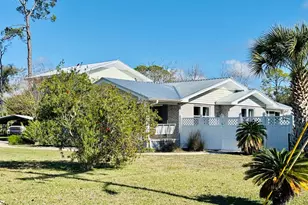 1321 Mc Clelland Ave, Port Saint Joe, FL 32456 - Photo 2