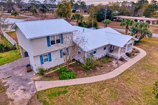 1321 Mc Clelland Ave, Port Saint Joe, FL 32456 - Photo 2
