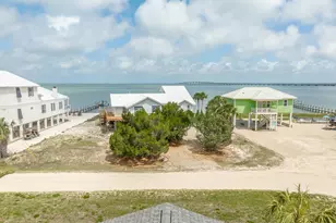 400 Mccloud St, Saint George Island, FL 32328 - Photo 2