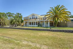 400 Mccloud St, Saint George Island, FL 32328 - Photo 10