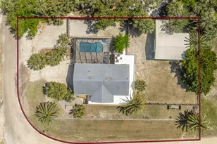 400 Mccloud St, Saint George Island, FL 32328 - Photo 4