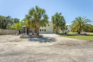 400 Mccloud St, Saint George Island, FL 32328 - Photo 14