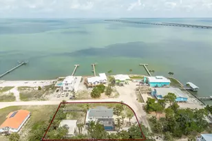 400 Mccloud St, Saint George Island, FL 32328 - Photo 4