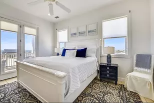 724 E Gulf Beach Dr, Saint George Island, FL 32328 - Photo 14